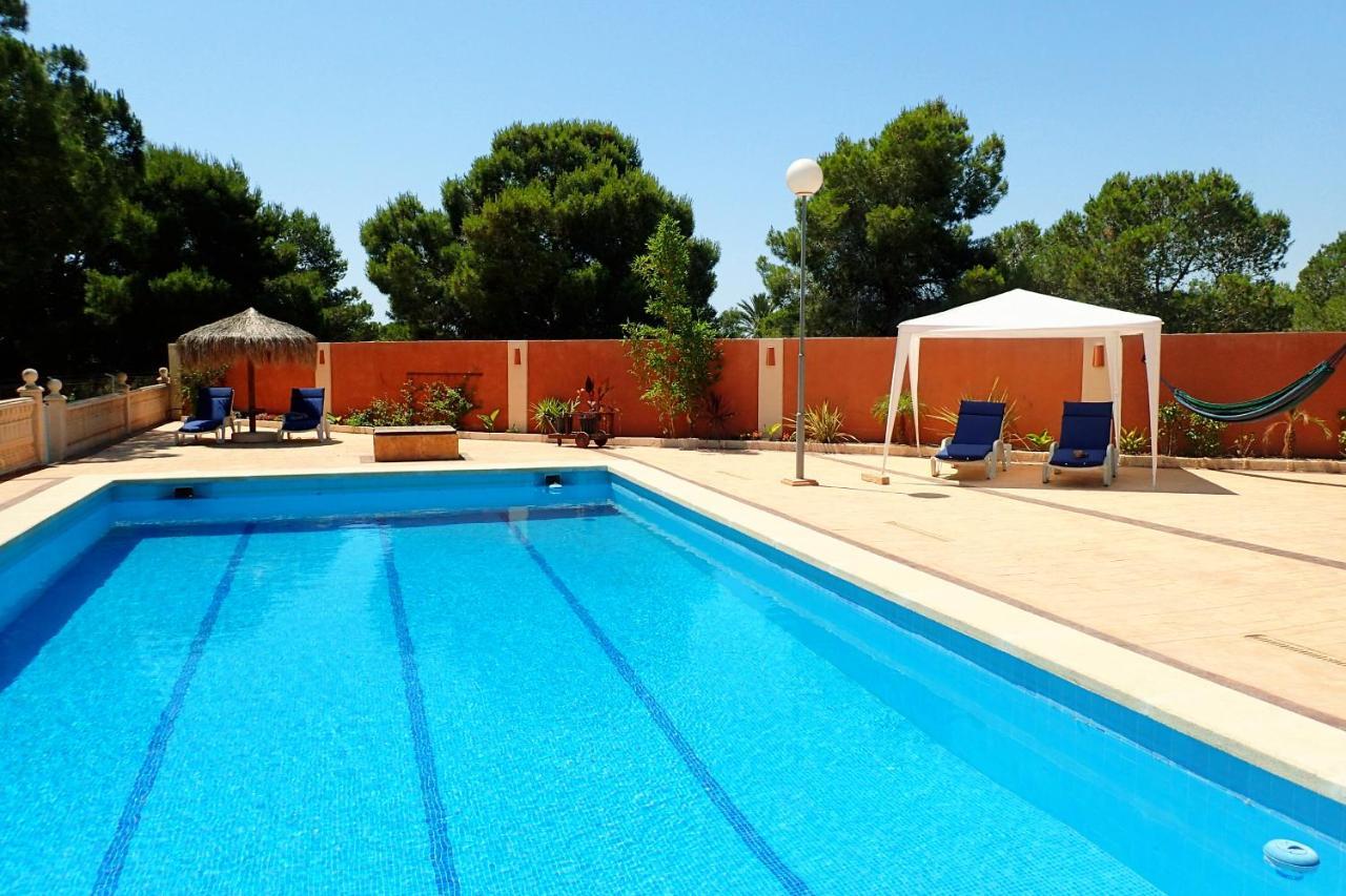 Villa Buganvilla Elche Exterior foto